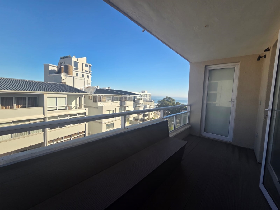 To Let 2 Bedroom Property for Rent in Sea Point Western Cape